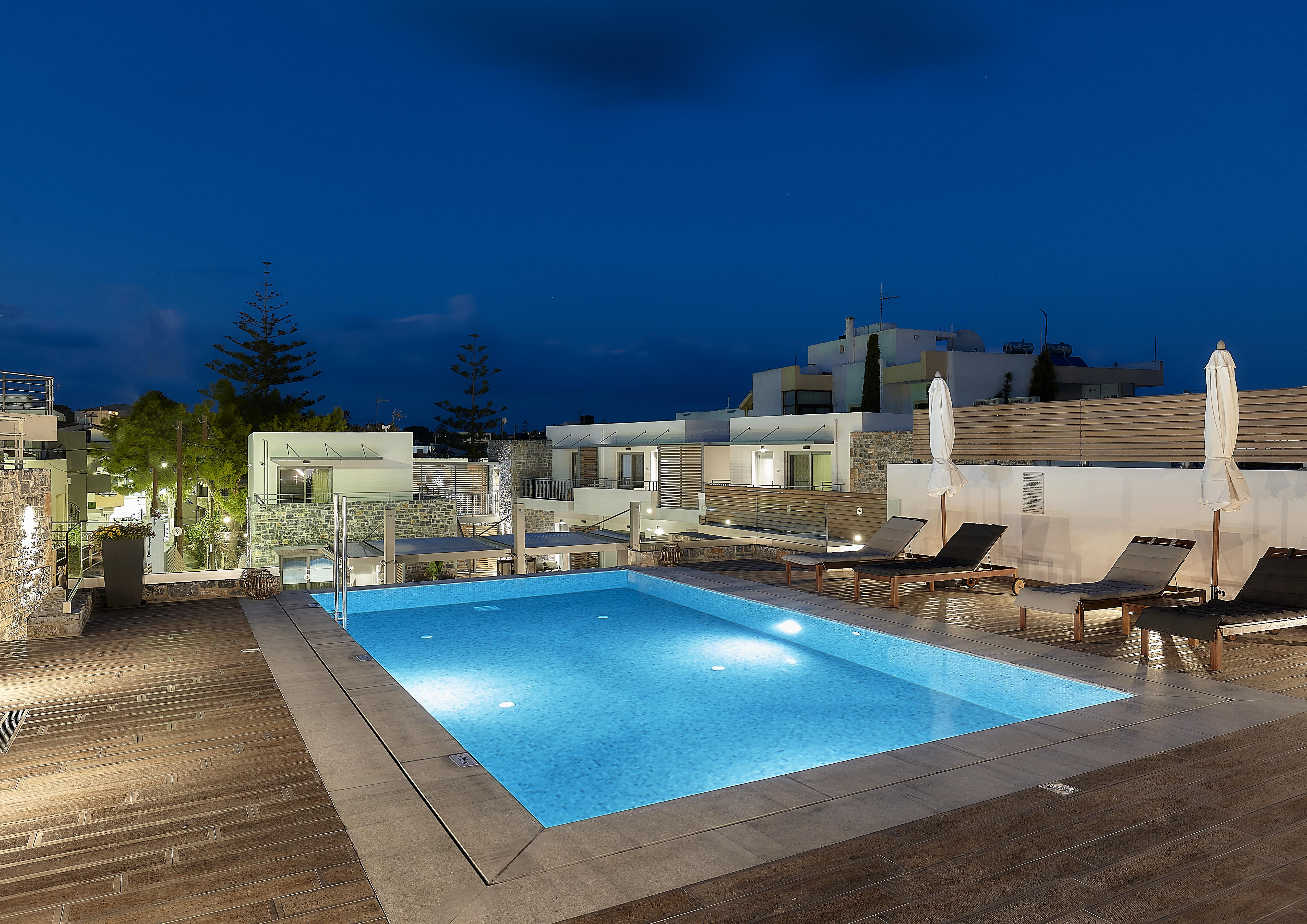 Seascape Luxury Residences 4*